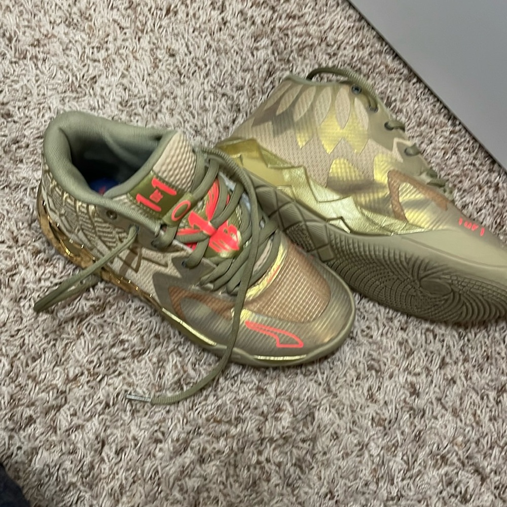 Gold Lamelo Puma Golden Child